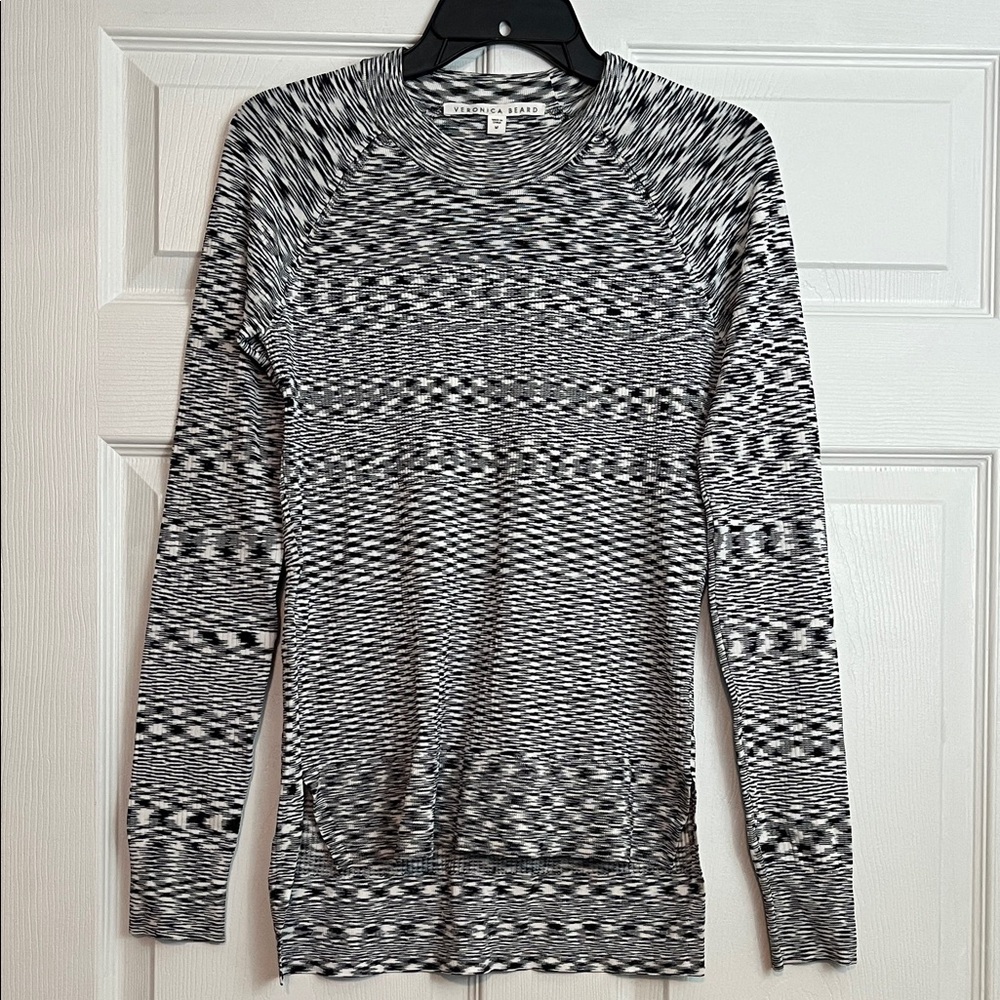 Veronica Beard White and Black Patterned Sweater - Women’s Size M - Contemporary